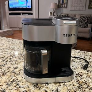 Keurig single cup or 12 cup carafe